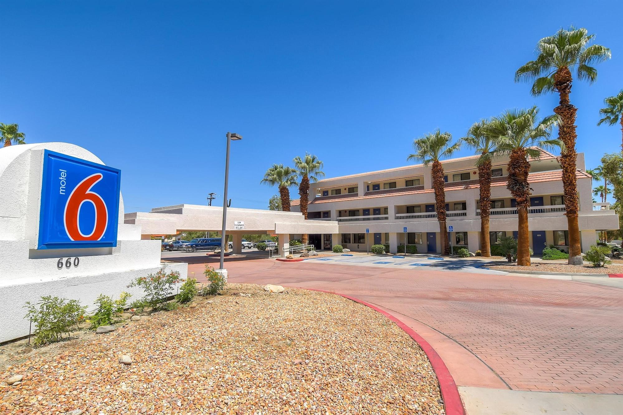 Motel 6-Palm Springs, Ca - Downtown Luaran gambar