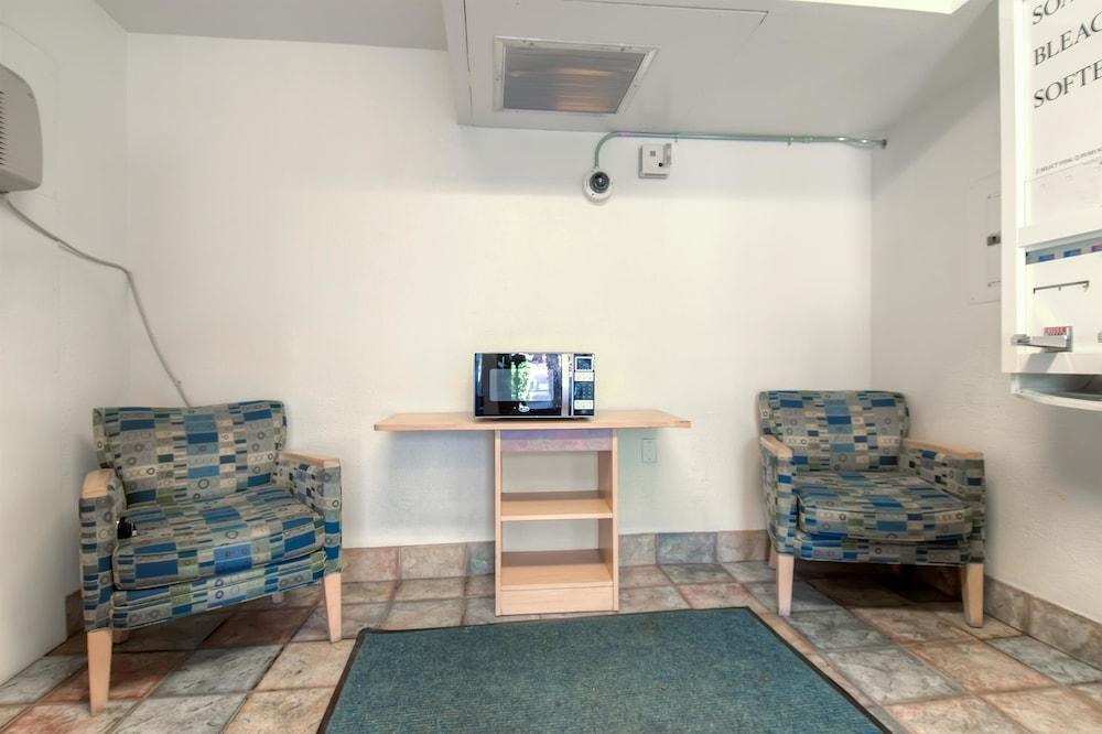 Motel 6-Palm Springs, Ca - Downtown Luaran gambar