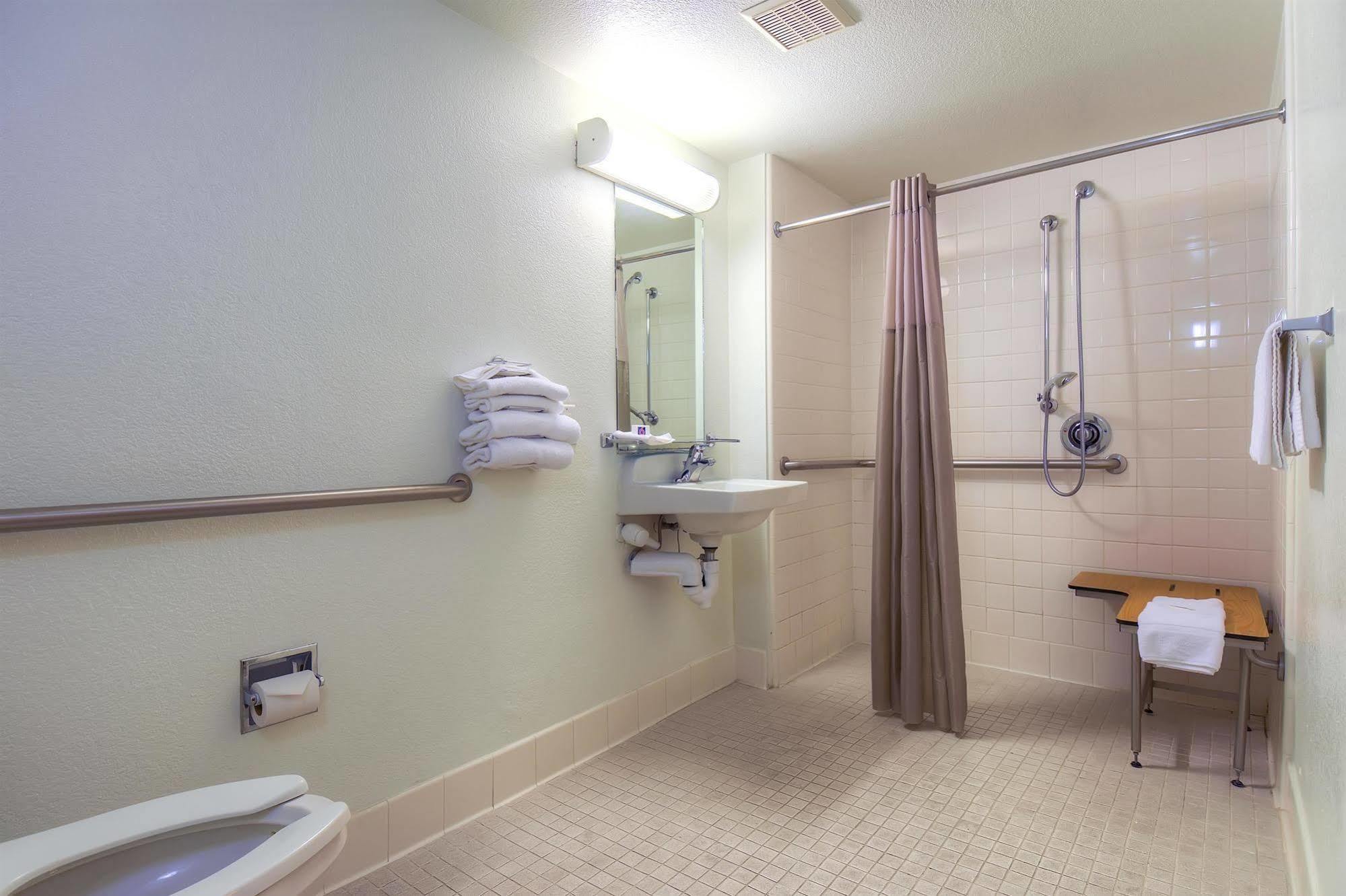 Motel 6-Palm Springs, Ca - Downtown Luaran gambar